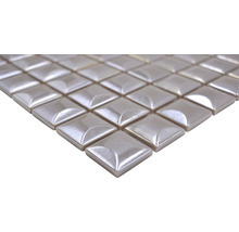 Quadratische Mosaikfliesen