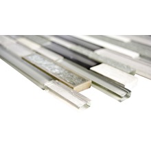 Mosaikfliese aus Glas und Naturstein in Staboptik