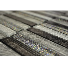 Detailaufnahme von Glasmosaikfliesen