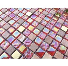 Mosaikfliesen mit verschiedenen Oberflächen