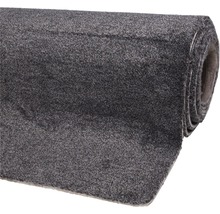 Grauer Teppich als Rollenware