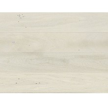 Helle Holzpaneele für Wand- und Deckengestaltung