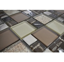 Mosaikfliese mit unterschiedlichen Texturen