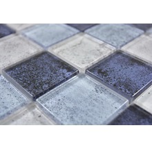 Nahaufnahme von Glasmosaikfliesen