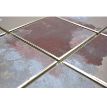 Nahaufnahme von quadratischen Wandfliesen