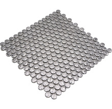 Mosaikfliese mit runden, silberfarbenen Elementen