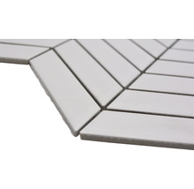 Mosaikfliese im Stab-Design