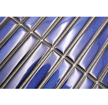 Nahaufnahme von Mosaikfliesen in Stabform