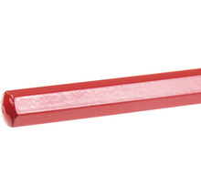 Nahaufnahme eines roten Bolzens