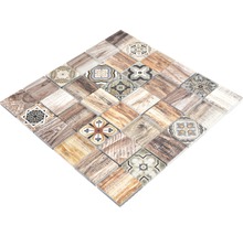 Mosaikfliese mit Holz- und Ornamentmuster