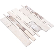 Mosaikfliese mit verschiedenen Mustern und Texturen