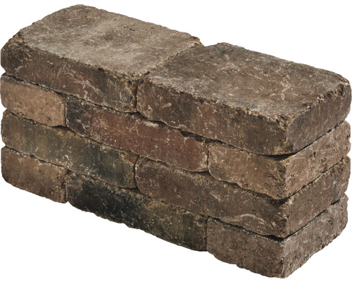 Gestapelte Pflasterklinker für den Außenbereich