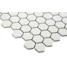 Mosaikfliese mit sechseckigen Elementen