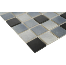 Mosaikfliese aus Keramik mit quadratischen Elementen