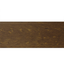 Terrassendiele aus geriffeltem Holz