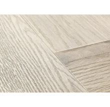 Nahaufnahme von hellem Laminatboden