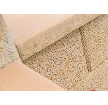 Nahaufnahme von Porenbetonsteinen