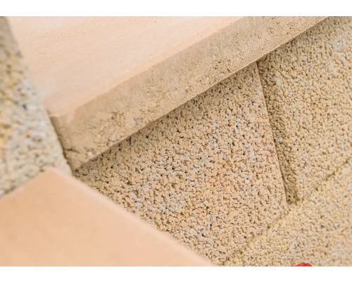 Nahaufnahme von Porenbetonsteinen