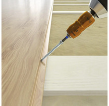 Befestigung einer Diele mit Schraube und Schraubvorsatz