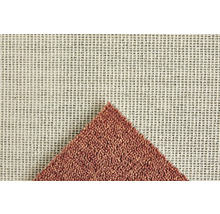 Detailansicht eines Teppichs mit Teppichrücken