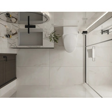 Ansicht von oben eines Badezimmers mit Waschbecken, Toilette und Dusche