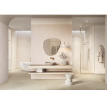 Helles Badezimmer mit Badewanne, Waschbecken, Spiegel und Dusche.