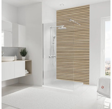 Helles Badezimmer mit Dusche, Waschtisch und Holzverkleidung