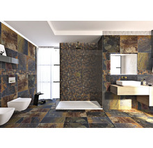 Modernes Badezimmer mit Fliesen in Steinoptik, Dusche und Waschtisch