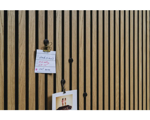 Produktbild 5 (groß) Wandpaneel aus Holz mit Notizen und Foto