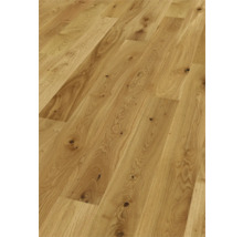 Verlegtes Parkett aus Eiche.