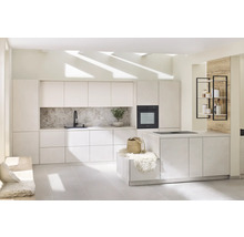 Moderne Küche mit Küchenzeile, Kochinsel und Stauraum