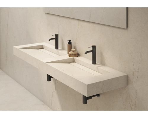 Modernes Doppelwaschbecken aus Stein mit zwei schwarzen Armaturen und wandhängender Montage im minimalistischen Badezimmer.