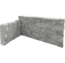 Mauer aus Granitsteinen