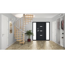 Eingangsbereich mit Wendeltreppe, Haustür und Garderobe