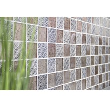 Wandfliesen mit verschiedenen Mustern