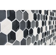 Nahaufnahme von Mosaikfliesen in sechseckiger Form