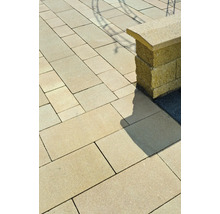 Verlegung von Betonpflastersteinen im Außenbereich