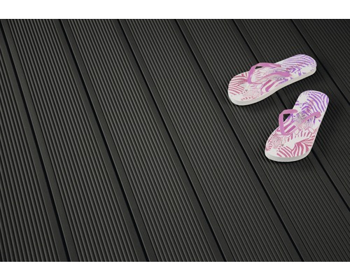 Produktbild 2 (groß) Konsta WPC Terrassendiele Futura Hohlkammerprofil graubraun mattiert 26x145 mm (Meterware ab 1,00 m bis max. 6,00 m)
