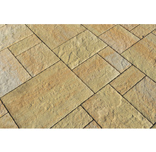 Verlegtes Pflaster aus Naturstein