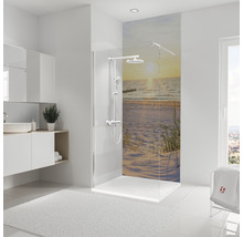 Badezimmer mit Duschkabine und Strandmotiv