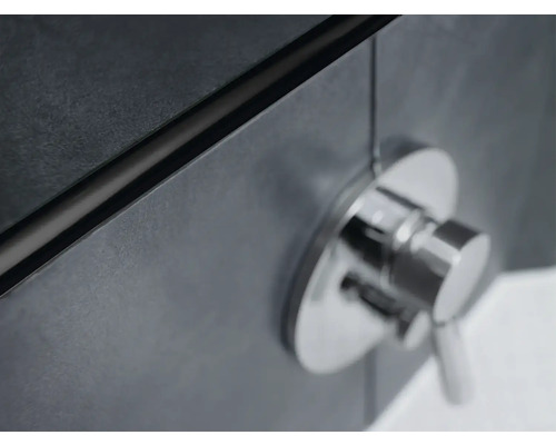 Detailansicht eines Badezimmerarmatur