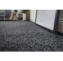 Grauer Teppichboden im Innenraum