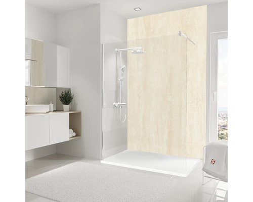Helles Badezimmer mit Duschkabine, Waschbecken und weißen Möbeln.