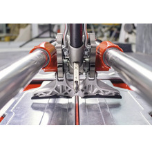 Detailansicht Fliesenschneider mit Schneidrad