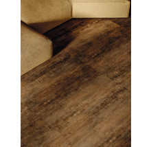 Verlegung von Bodenfliesen im Wohnbereich