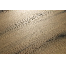 Nahaufnahme von Laminatboden mit Holzmaserung