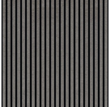 Paneel mit vertikalen Holzrippen