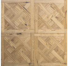 Holzboden mit geometrischem Muster