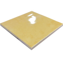 Einzelne Keramikfliese für den Innenbereich