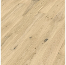 Heller Holzboden mit Astlöchern